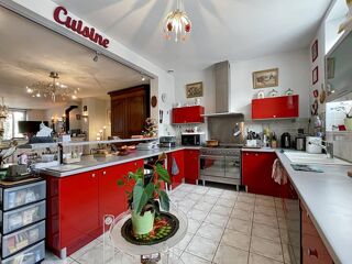  Maison  vendre 12 pices 376 m