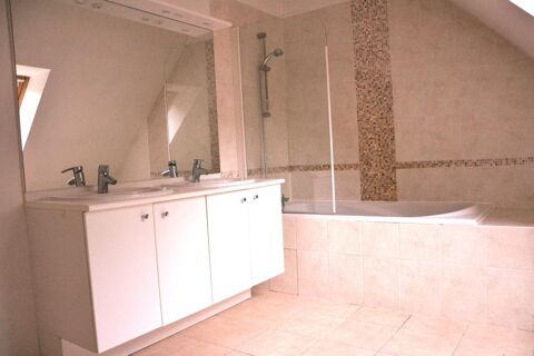  Maison � louer 5 pi�ces 140 m�