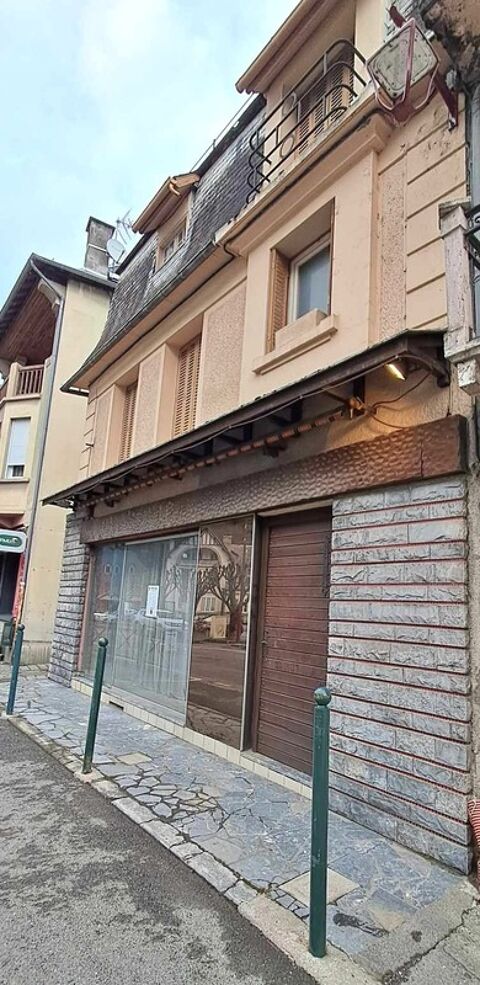   Maison avec boutique au c�ur de Sarrancolin Maison - 15 + pi�ce(s) - 99 m�