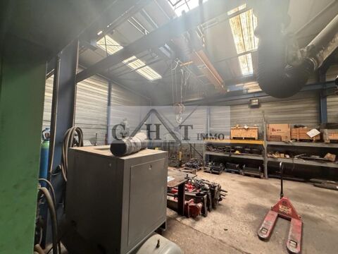   ENTREPOT 530M2 A VENDRE LE PLESSIS PATÉ 