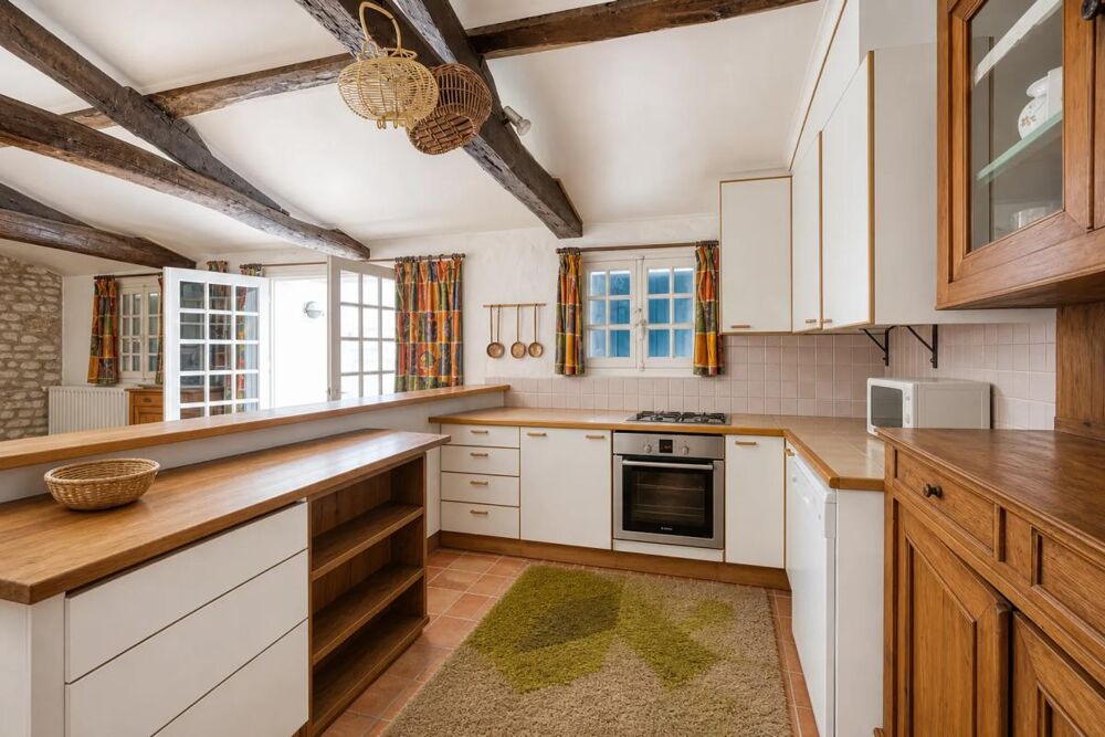Vente Maison Maison charentaise 185 m² avec piscine Meschers sur gironde