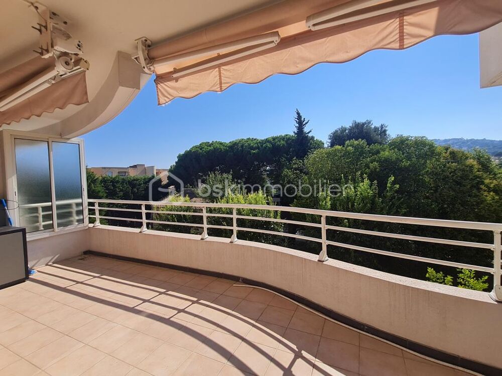 Vente Appartement 3 pices - garage - place de parking - piscine Golfe juan