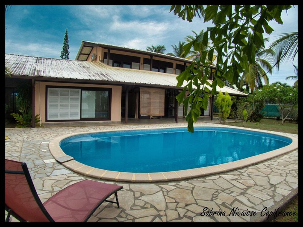 Villa darchitecte en briques de Guyane  volumes rares, piscine, jardin 1 141 m²  Kourou Lac Bois Chaudat
