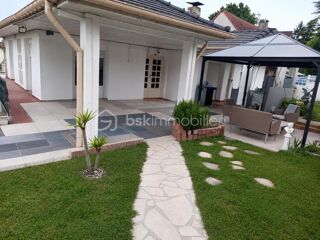  Propriété/château à vendre 5 pièces 113 m²