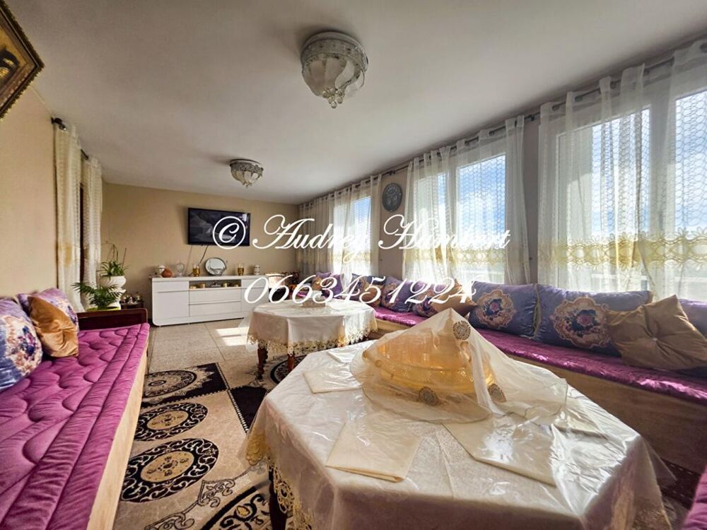 Vente Appartement EXCLUSIVITE FORCALQUIER, proche centre-ville, APPARTEMENT T5, 109 M² avec balcon Forcalquier