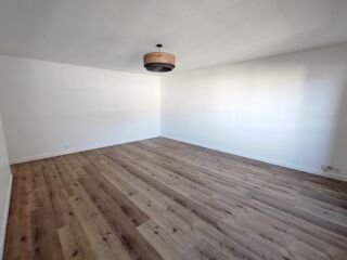  Appartement à louer 2 pièces 58 m²
