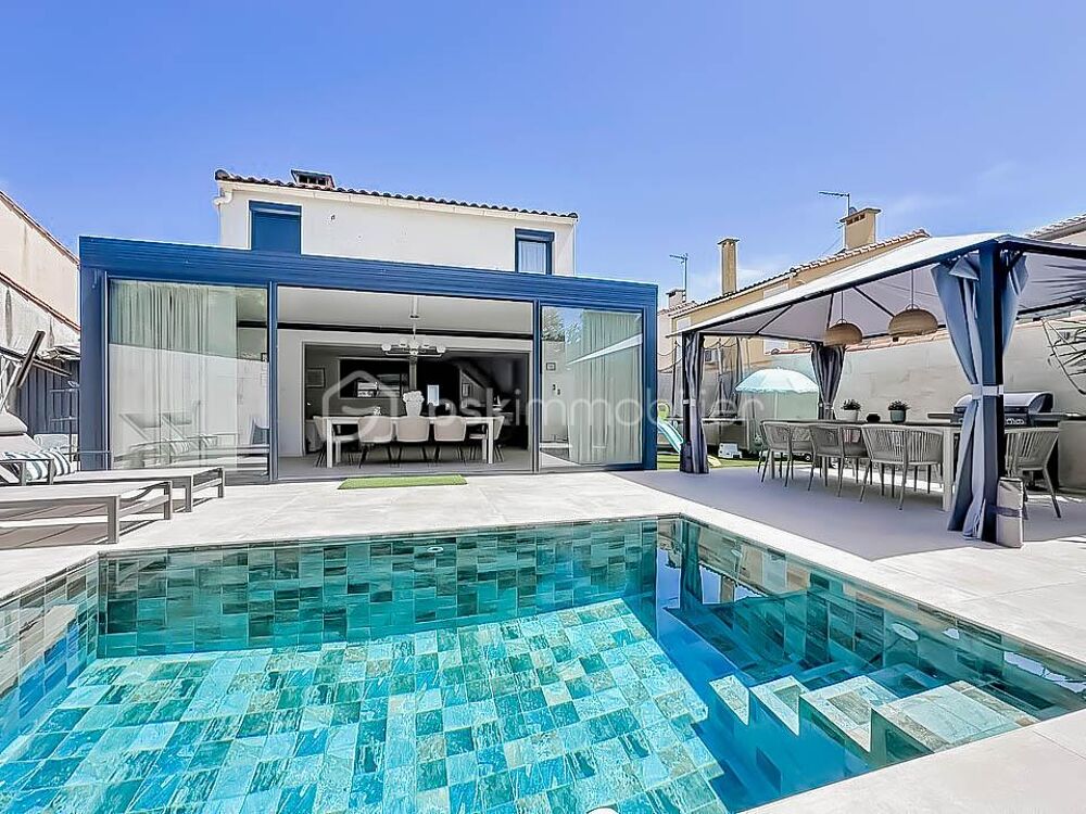 EXCLUSIVITÉ *** Villa T5 de 112m2 entièrement rénovée avec piscine et garage ***