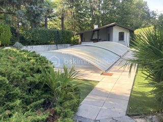  Villa à vendre 6 pièces 158 m²