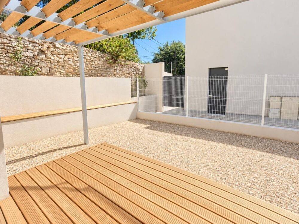 Location Duplex/Triplex Appartement T4 neuf en duplex avec terrasse, jardin et parkings à NIMES Nimes
