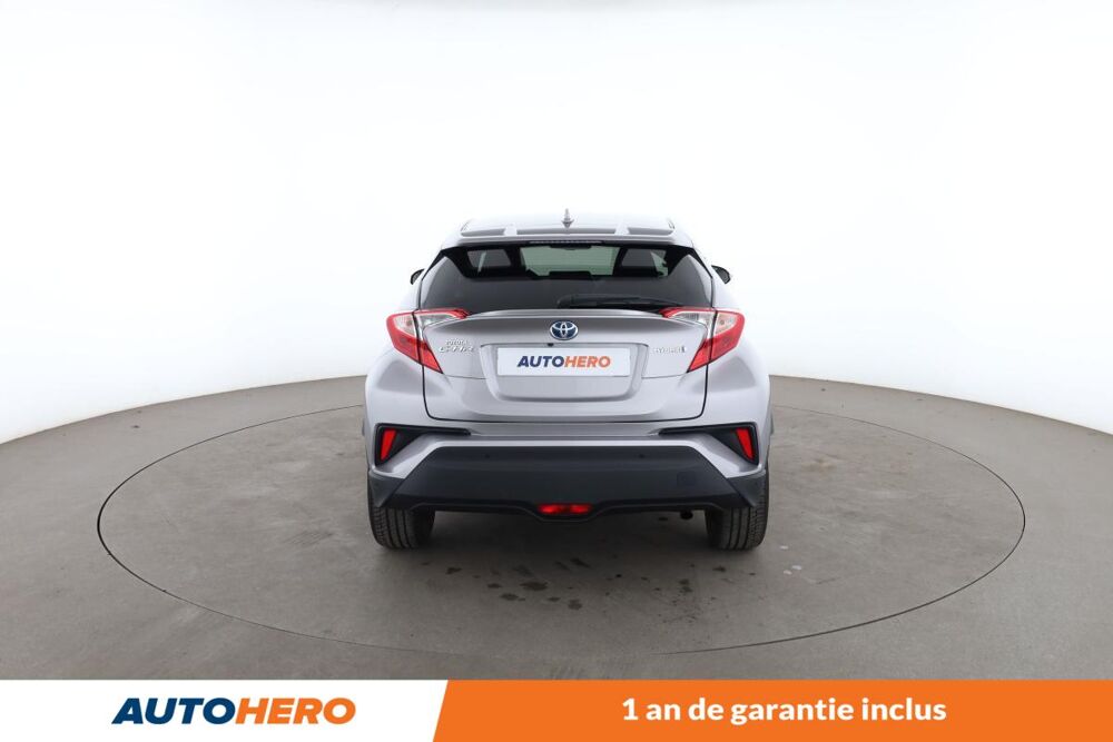 C-HR 1.8 Hybride Distinctive 122 ch 2018 occasion 92130 Issy-les-Moulineaux