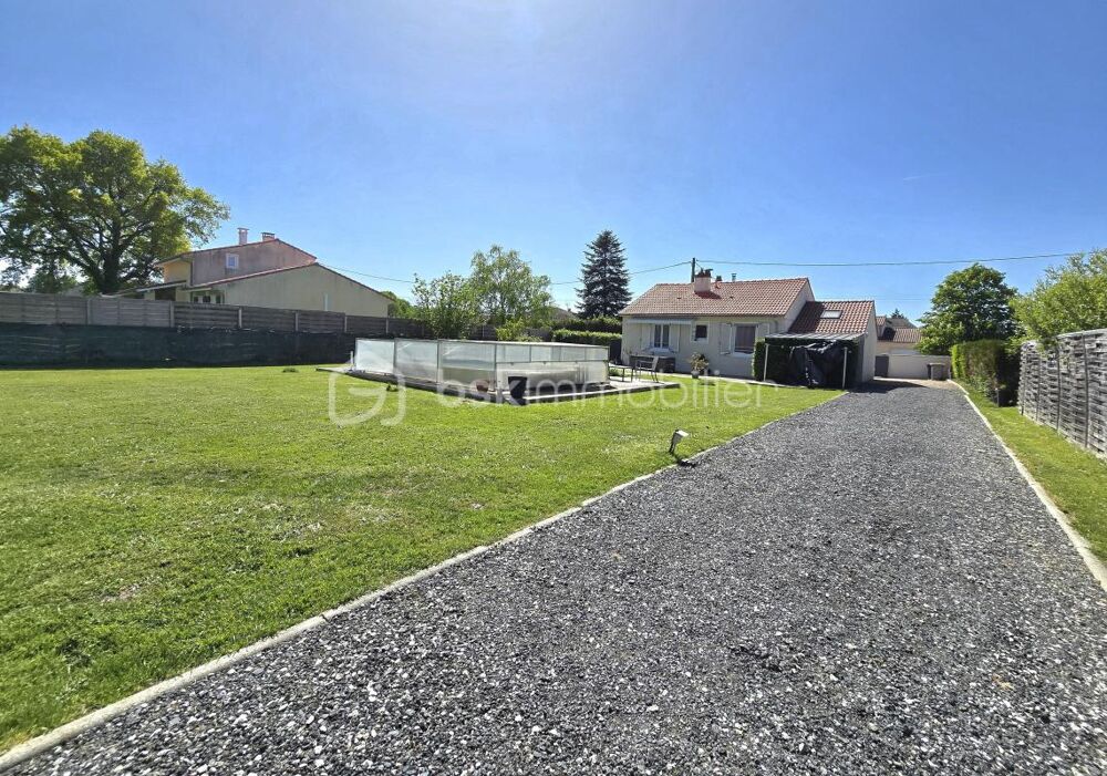 Vente Maison Maison de plain-pied rénovée – dépendance aménagée – Terrain 1000 m² – Randan Randan