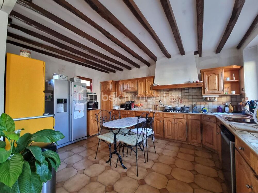 Vente Maison MAISON EN PIERRE_ BEAUX VOLUMES_ 3 CHAMBRES_ GRANGE_ JARDIN ! Longueville