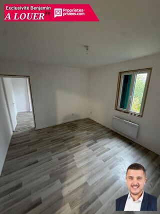  Appartement à louer 2 pièces 33 m²