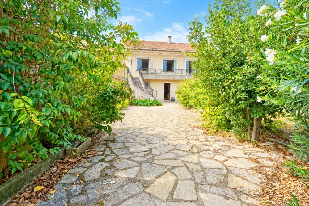 Vente Maison Salindres - Ensemble immobilier  - Appartement + Local commercial loué Salindres