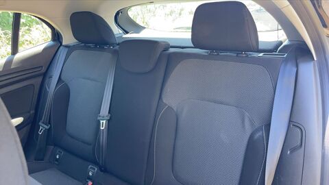 M&eacute;gane IV 1.2 TCe 100 Life - Premi&egrave;re main Entretien constructeur 2016 occasion 49400 Saumur