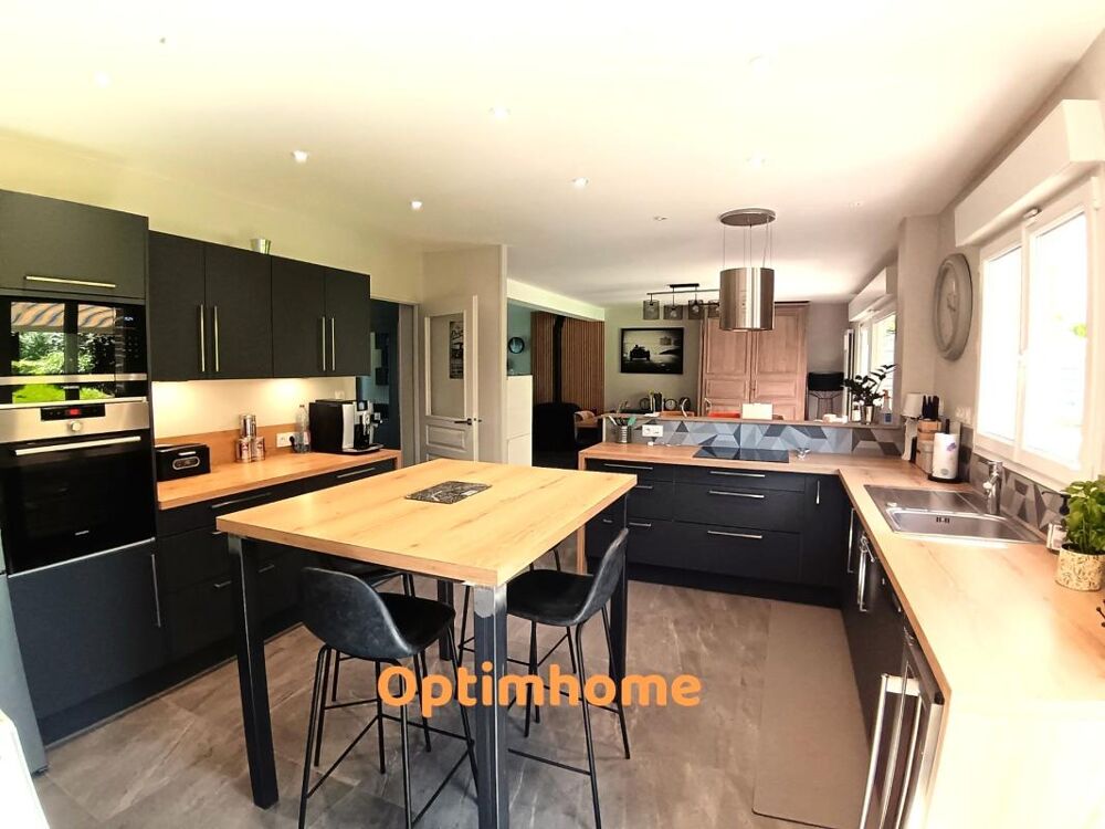 MAISON INDIVIDUELLE DE 163 M², 5 CHAMBRES, JARDIN