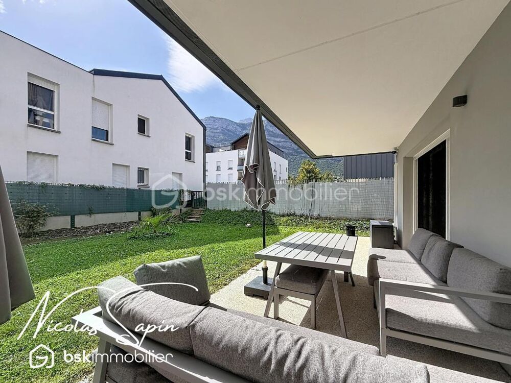 Appartement T4 en rez de jardin avec garage et place de parking privée