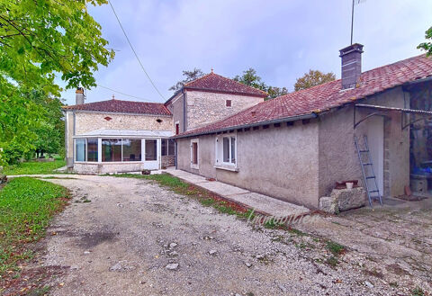   Corps de ferme rnov avec dpendances et grange Maison - 8 pice(s) - 72 m