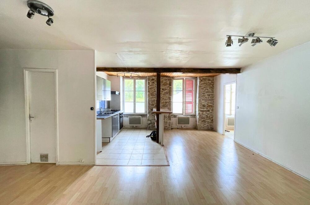 BAYONNE 64100  QUARTIER SAINT-ESPRIT  T3 DE 62 M²  CHARME DE LANCIEN