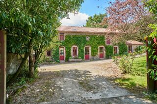  Propriété/château à vendre 8 pièces 208 m²