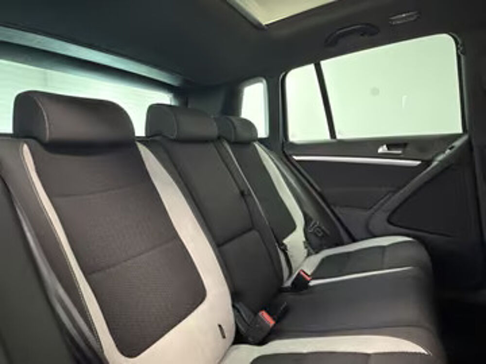 Tiguan 1.4 TSI DSG R-Line Pano AHK Bi-Xenon Navi 2015 occasion 33700 Merignac