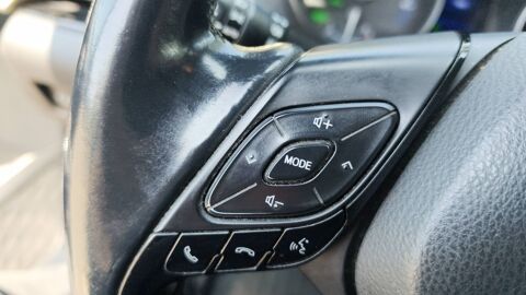 C-HR 1.8 VVT-i 122 Hybride 2WD CVT Distinctive 2018 occasion 44860 Pont Saint Martin