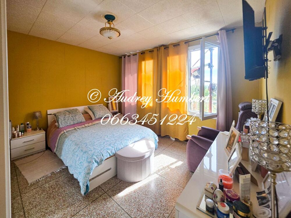 Vente Appartement EXCLUSIVITE FORCALQUIER, proche centre-ville, APPARTEMENT T5, 109 M² avec balcon Forcalquier