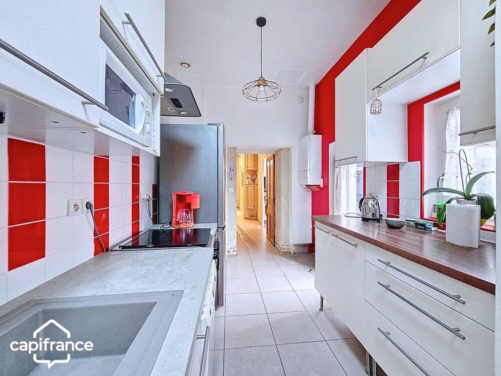 THOUARS Place Lavault Maison de 120 m2 4 chambres