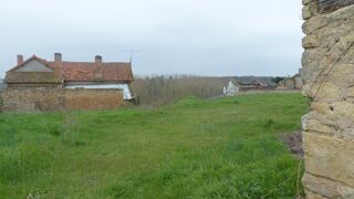  Remise / Grange � vendre 1 pi�ce 77 m� Availles thouarsais