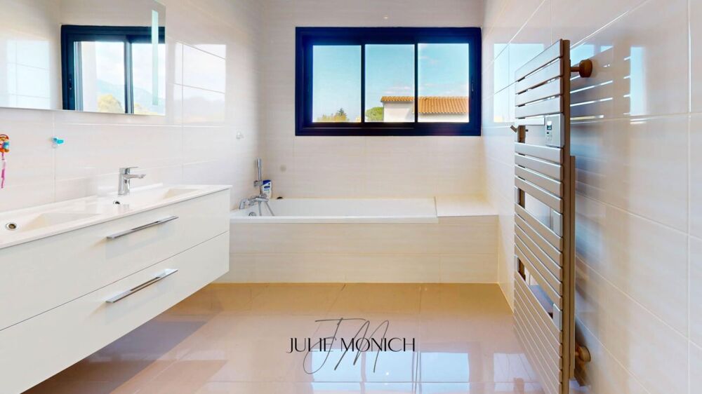 � vendre  Villa Saint-G�nis-des-Fontaines (66740)