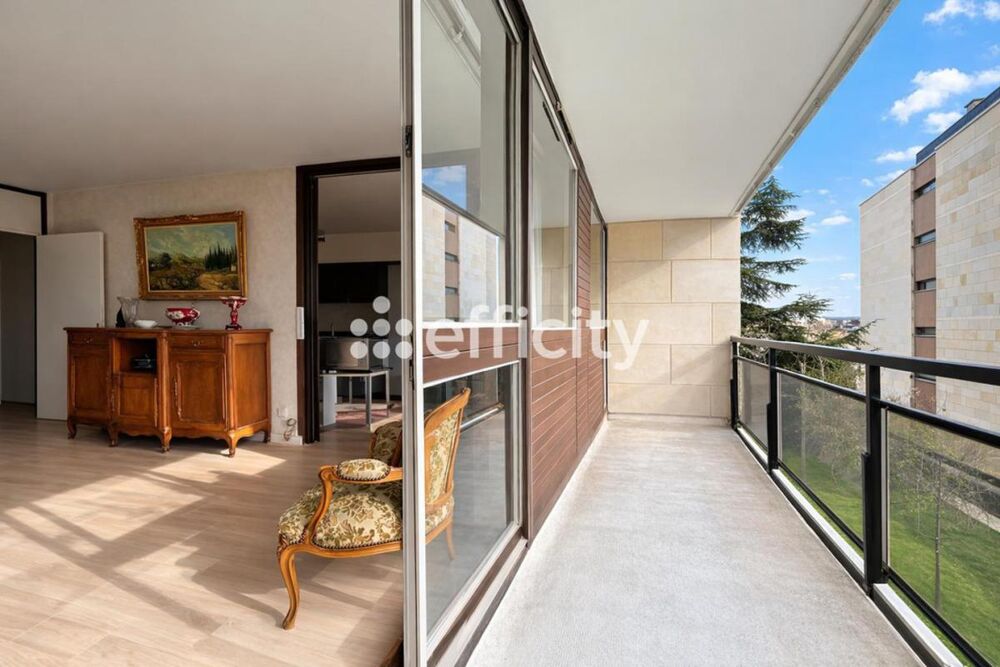 Appartement 5 pièces 105 m² · à Versailles · 105 m² · 550 000 €