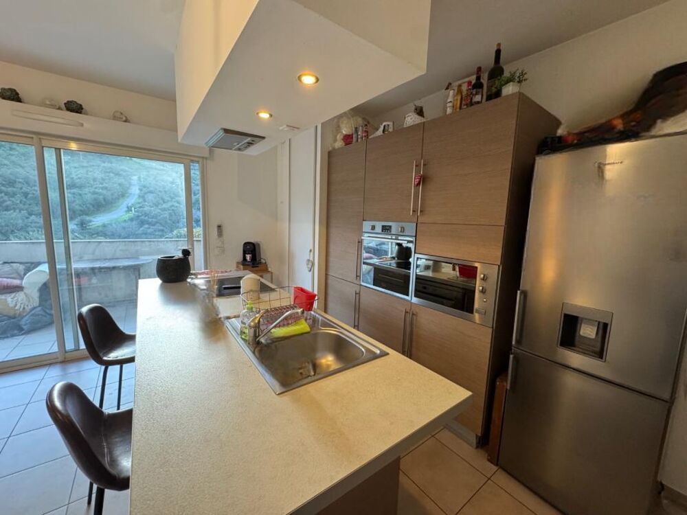 Vente Appartement Bastia, Route Royale : Devenez propriétaire d'un appartement déjà loué Bastia
