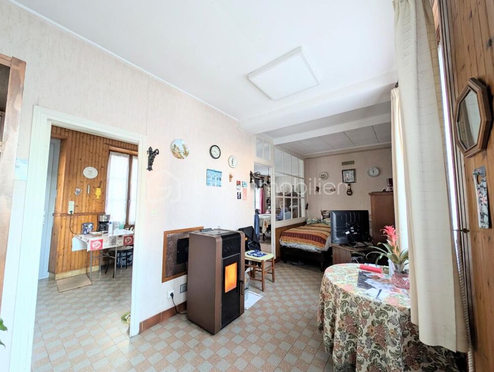 Maison de ville 168 m²  5 chambres  Possibilité 2 logements  Grand potentiel  Château-Renard