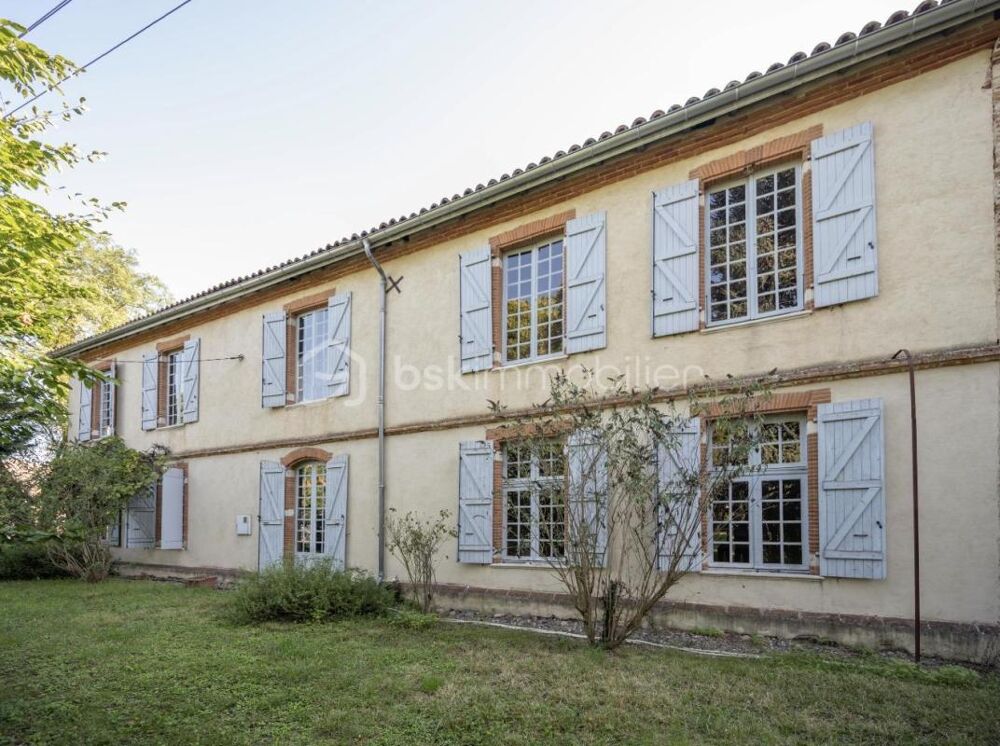AUSSONNE Appartement T3 en rez-de-jardin dans bâtisse de caractère