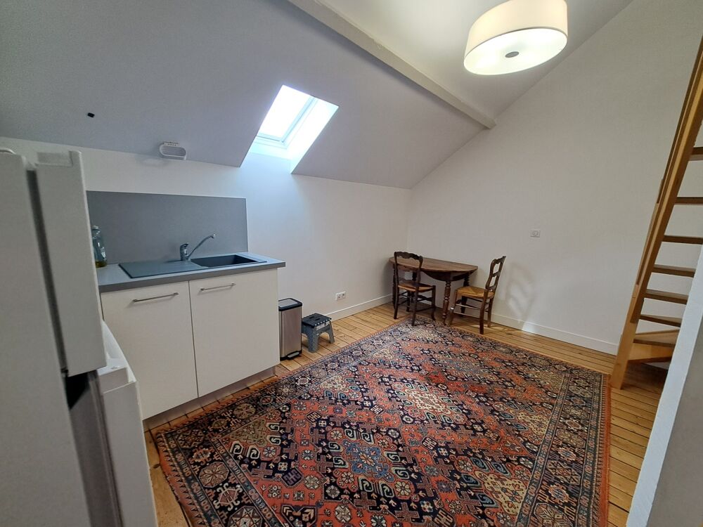 Appartement à louer 1 pièces BELLEU (02)
