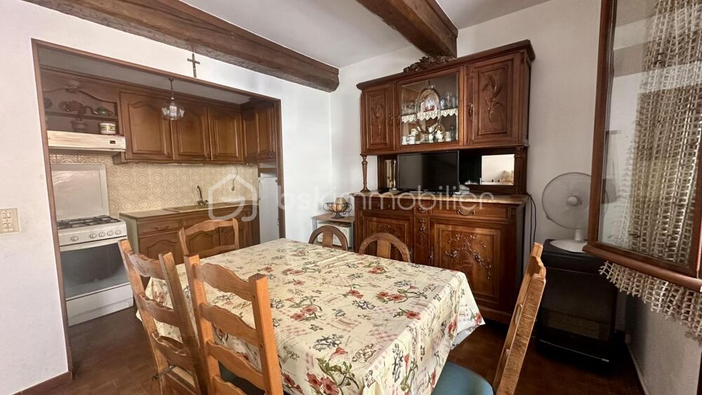 *Maison de village à rénover  Idéale pour un premier achat, une résidence secondaire ou un investissement*