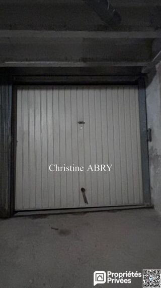  Parking / Garage à vendre 1 pièce 13 m²