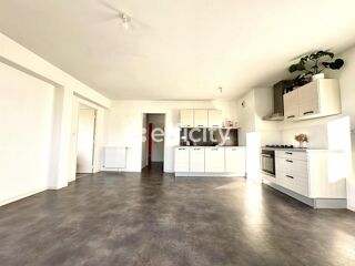  Appartement � vendre 4 pi�ces 80 m�