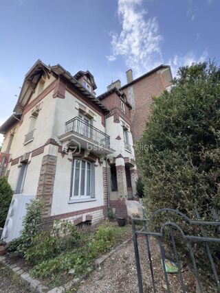  Propri�t�/ch�teau � vendre 8 pi�ces 176 m�