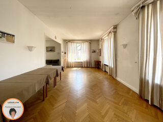  Maison  vendre 10 pices 271 m