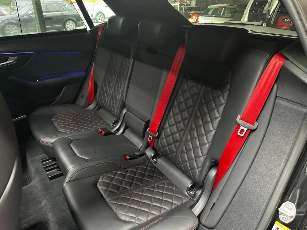 Q8 3.0 60-TFSI E V6 HYBRID QUATTRO S-line - PACK CARBON CAMERA 2024 occasion 73000 Chambery