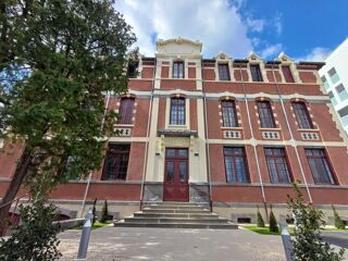  Appartement à louer 2 pièces 50 m²