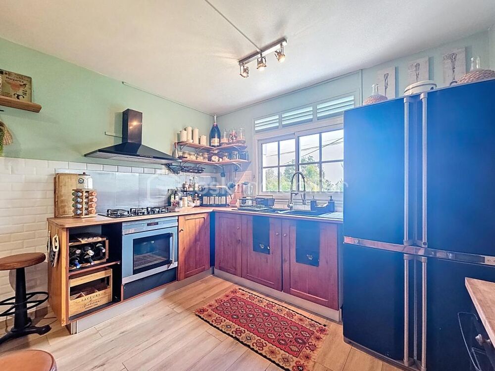 à vendre  Propriété/château Saint-François (97118)