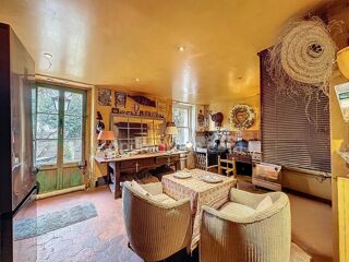  Maison � vendre 9 pi�ces 220 m�