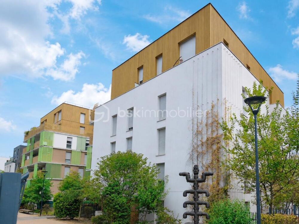 Appartement 2 pièces 44 m² · à Romainville · 44 m² · 275 000 €