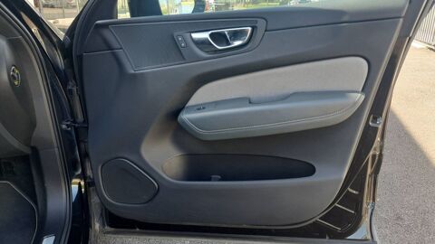XC60 2.0 D4 190 Geartronic 8 R-Design - Automatique Toit ouvrant 2020 occasion 63000 Clermont Ferrand