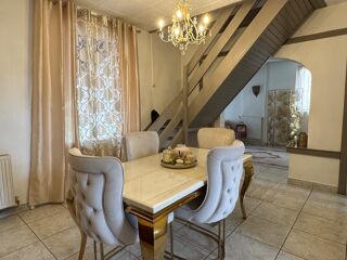  Maison  vendre 9 pices 160 m