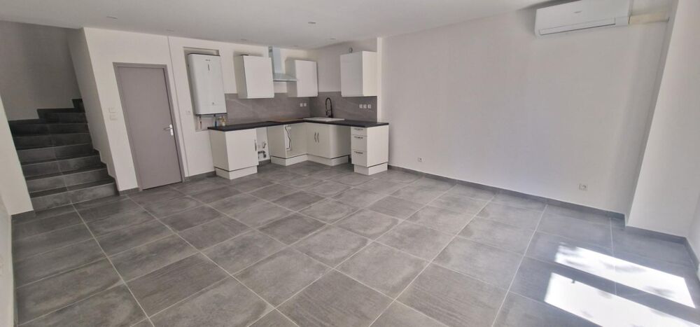 Vente Maison Grand T2 au pied du port! Port de bouc