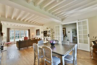  Maison � vendre 9 pi�ces 270 m�