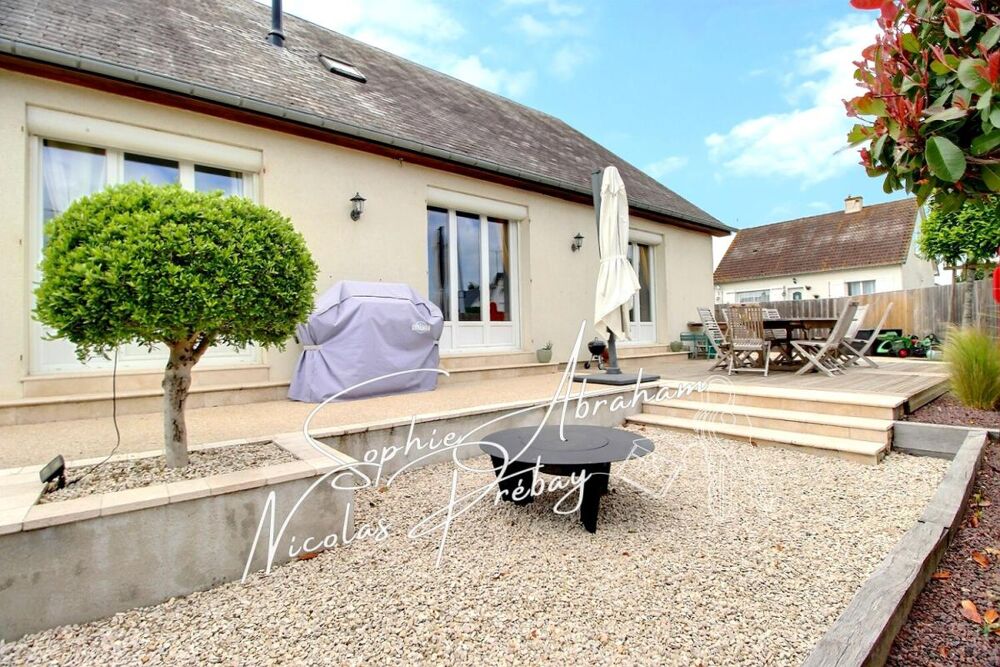 Vente Maison Maison individuelle sur sous-sol de 7 pièces, 5 chambres avec jardin clos Toury